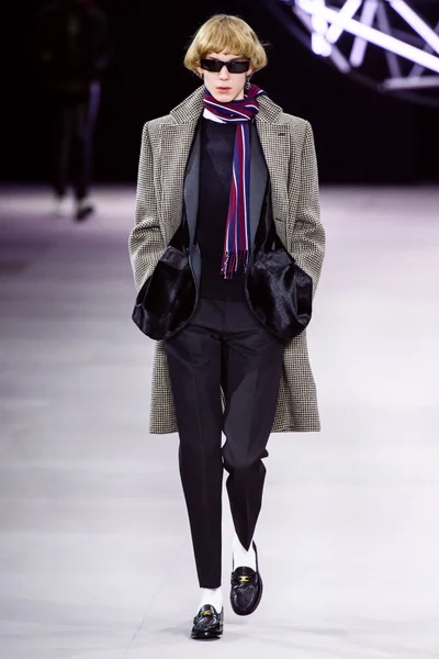 Look 31